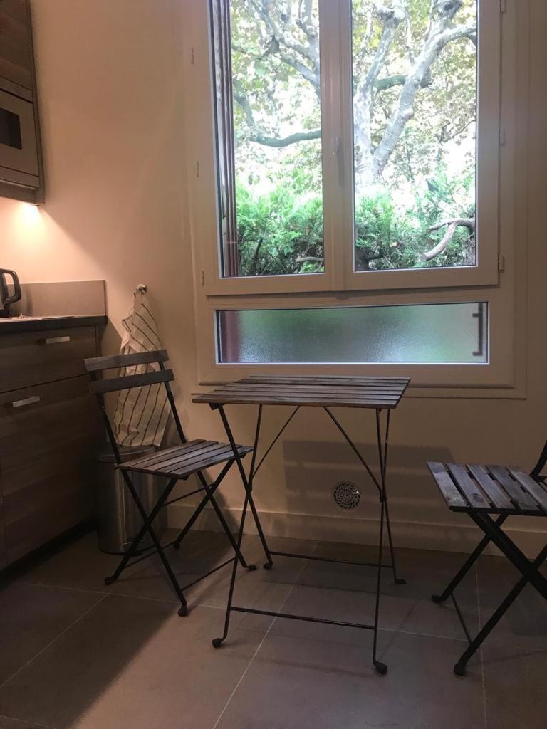 Pavillon 1 A 4 Personnes Chez L'Habitant Parfait Pour Une Famille Баньо Екстериор снимка