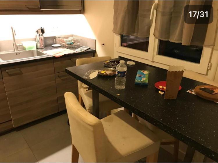 Pavillon 1 A 4 Personnes Chez L'Habitant Parfait Pour Une Famille Баньо Екстериор снимка